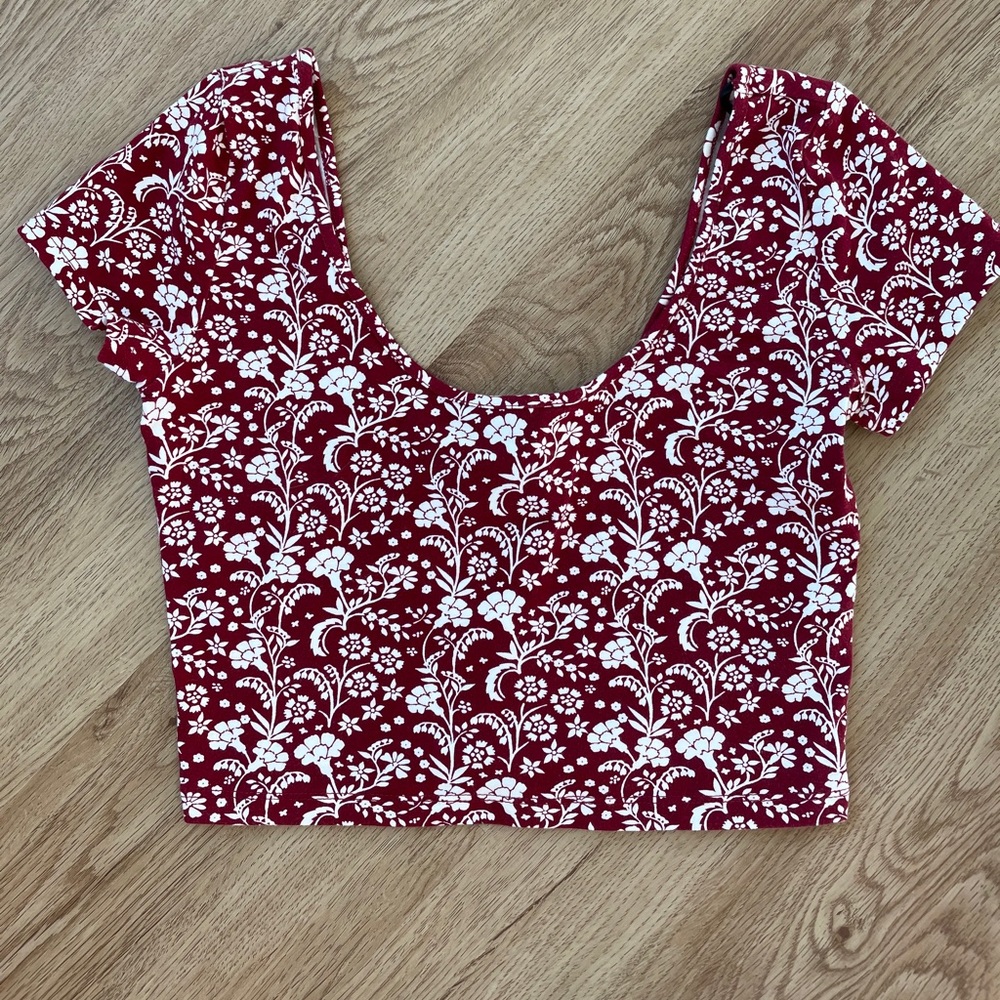 Forever 21 patterned crop top
